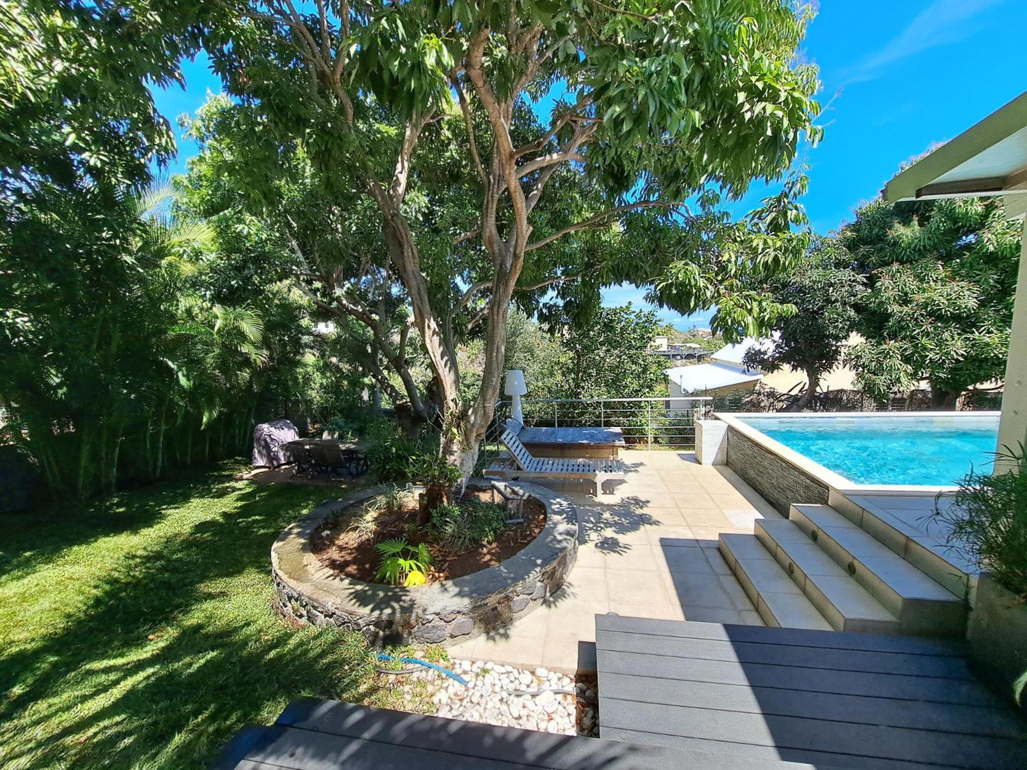 Villa Tropicale - Meuble De Tourisme 4 Etoiles แซ็งต์-จีลส์-เลส์-แบ็งส์ ภายนอก รูปภาพ
