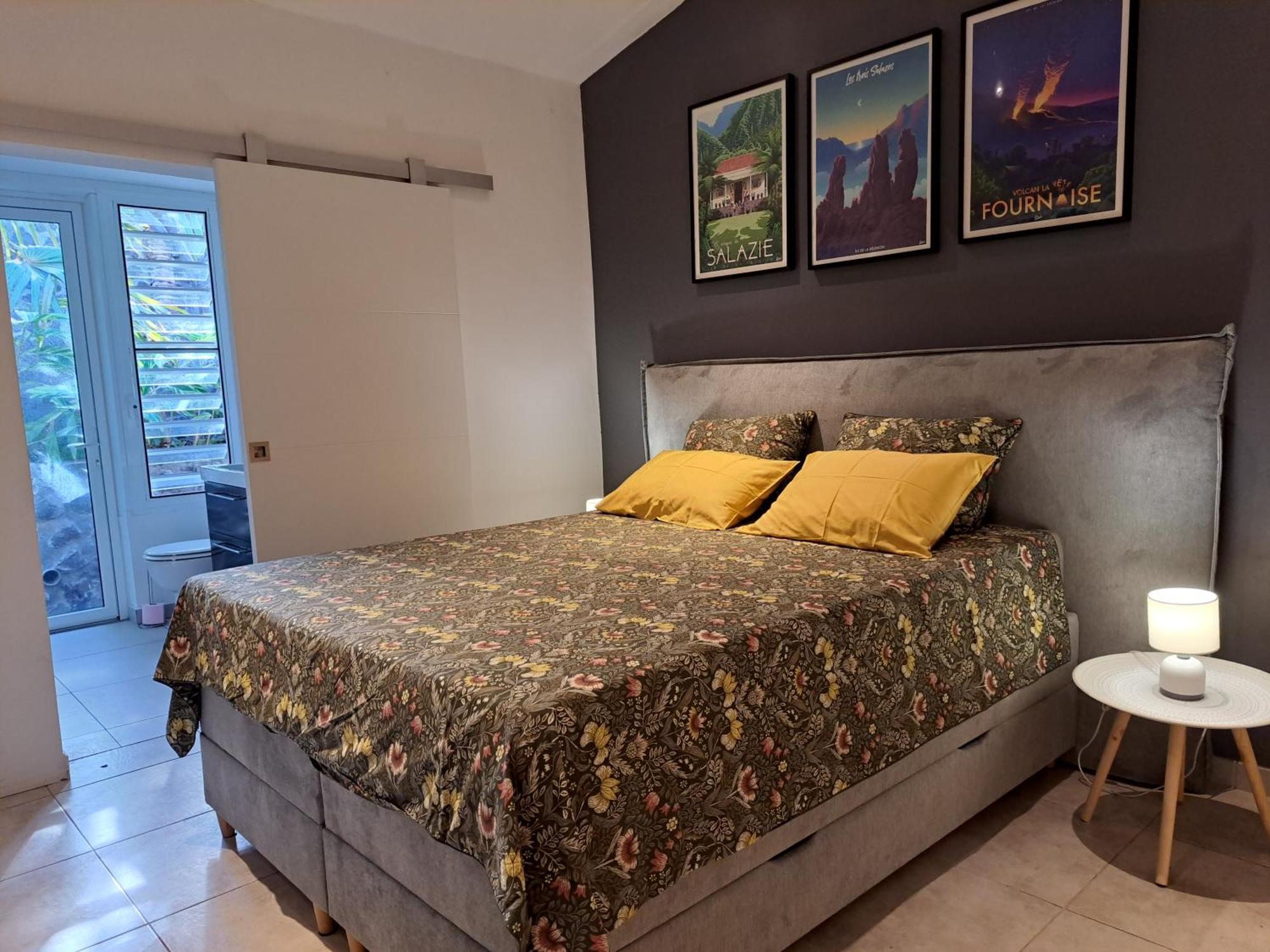 Villa Tropicale - Meuble De Tourisme 4 Etoiles แซ็งต์-จีลส์-เลส์-แบ็งส์ ภายนอก รูปภาพ