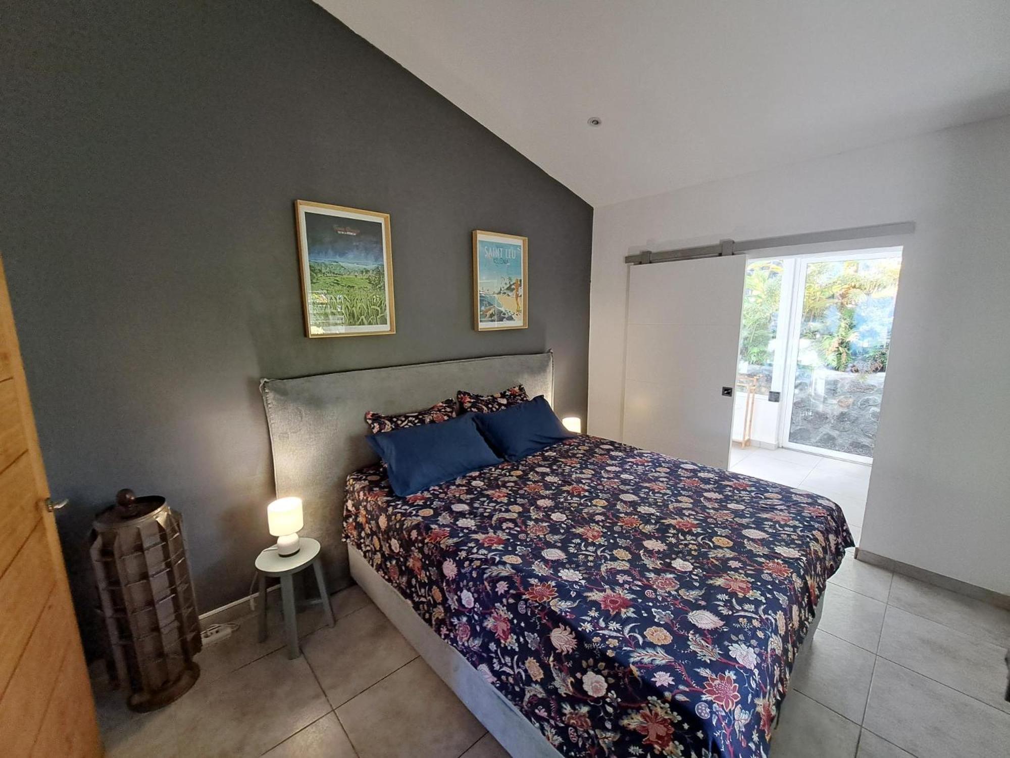 Villa Tropicale - Meuble De Tourisme 4 Etoiles แซ็งต์-จีลส์-เลส์-แบ็งส์ ภายนอก รูปภาพ